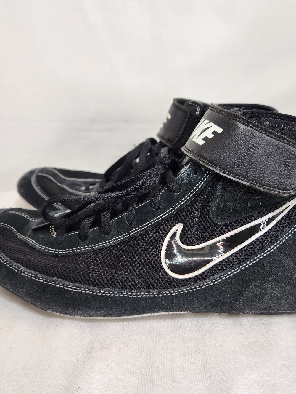 Nike Speed Sweep VII Wrestling Shoes Men's Black White 366683-001 - Size 8.5